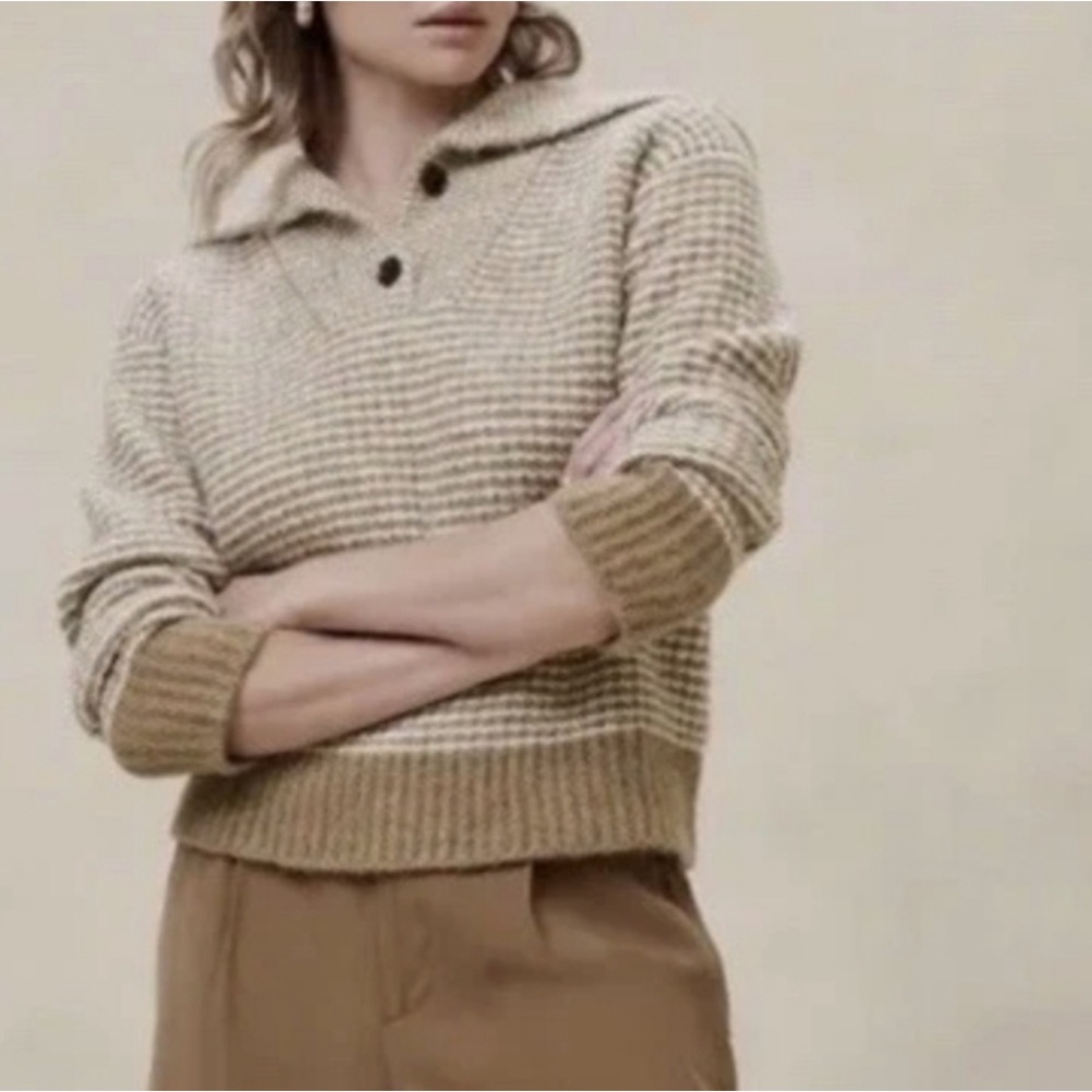 Banana Republic Wool Blend Cozy Tan Striped Sweater